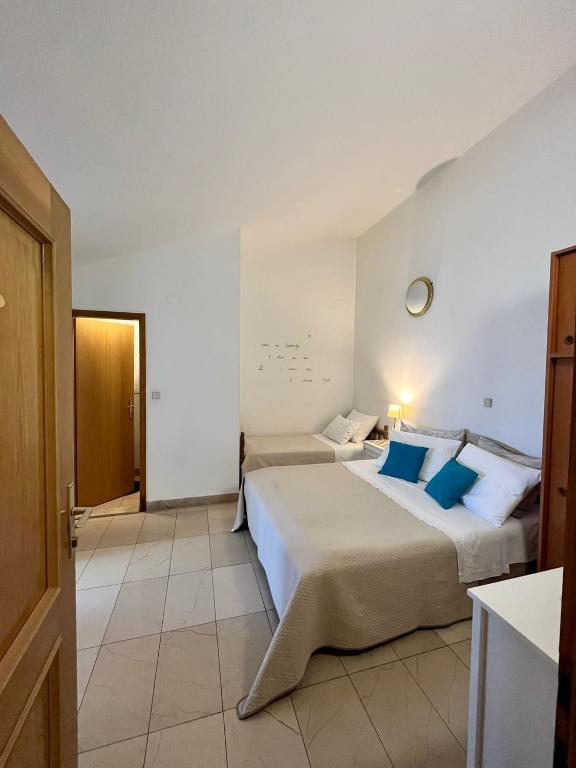 Studio apartment Gorana with swimming pool photo 2