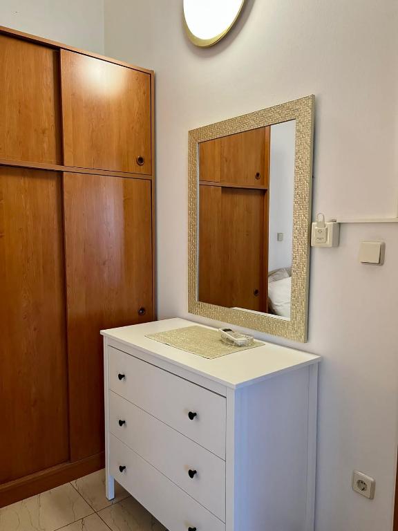 Studio apartment Gorana with swimming pool photo 3