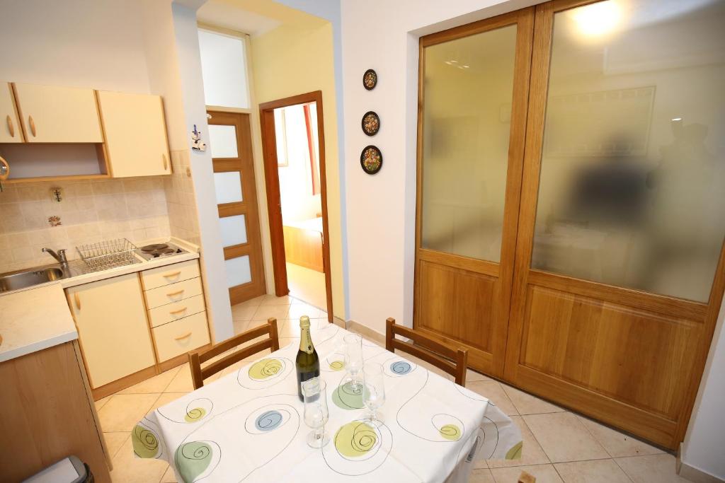 Apartment Mali Iz 16535b photo 3