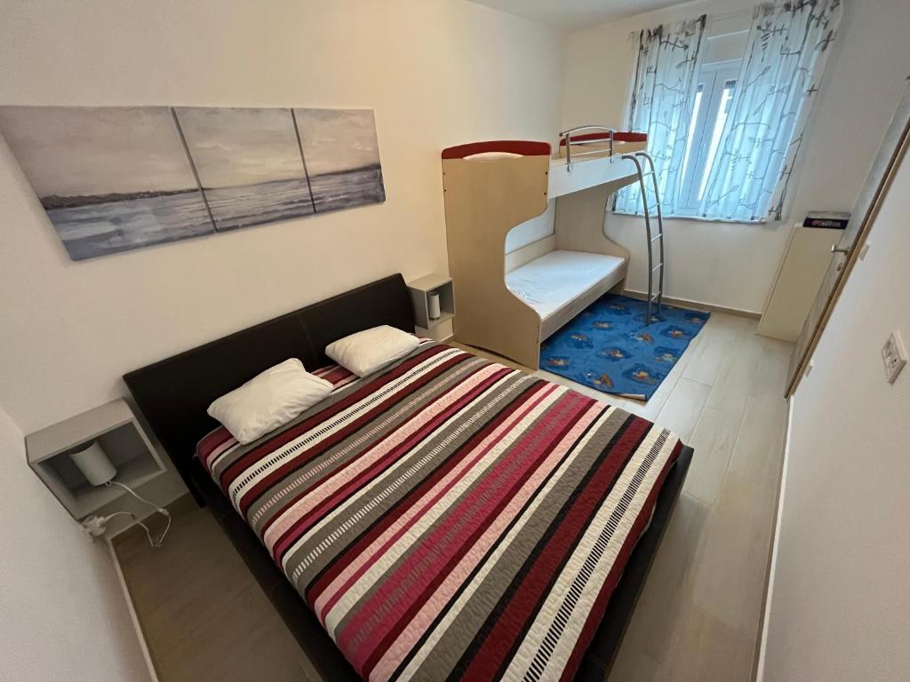 Apartment Lucija photo 2