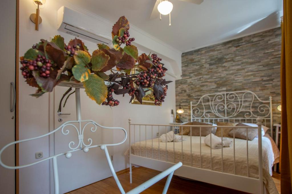 Split Theatre Apartments photo 2