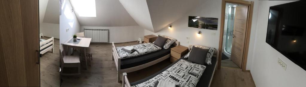 Sobe-Rooms Kvatric photo 3