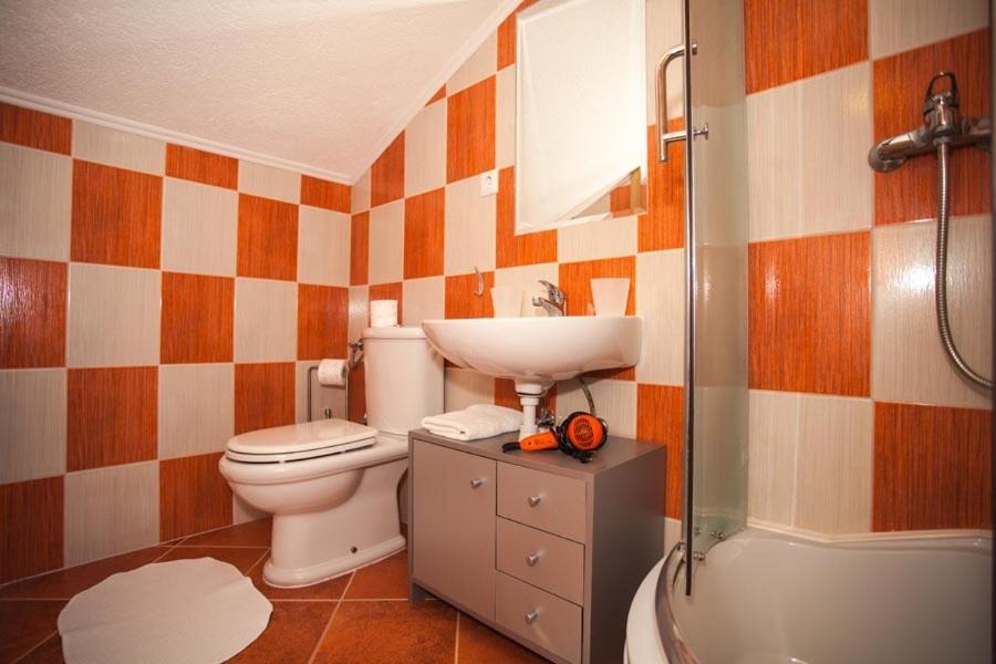 Room in Zaton (Zadar) with sea view photo 3