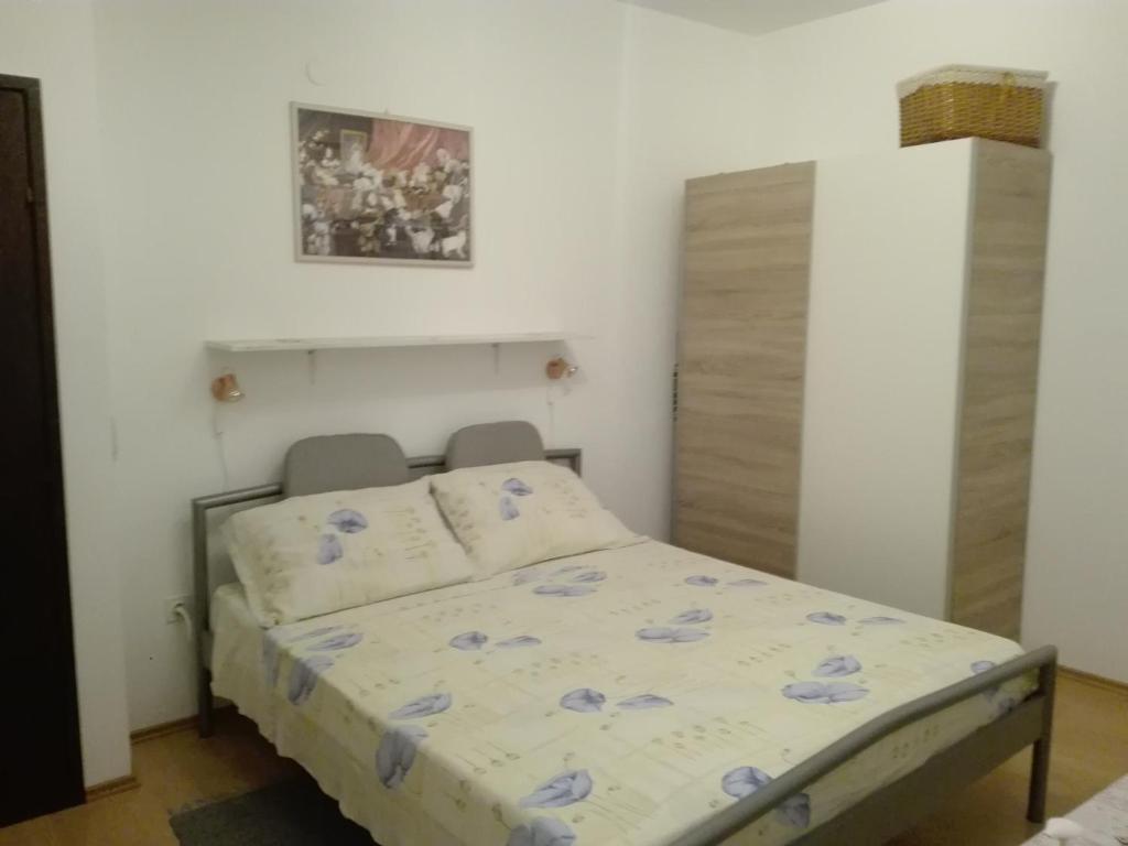 Studio Apartments Ivica photo 2