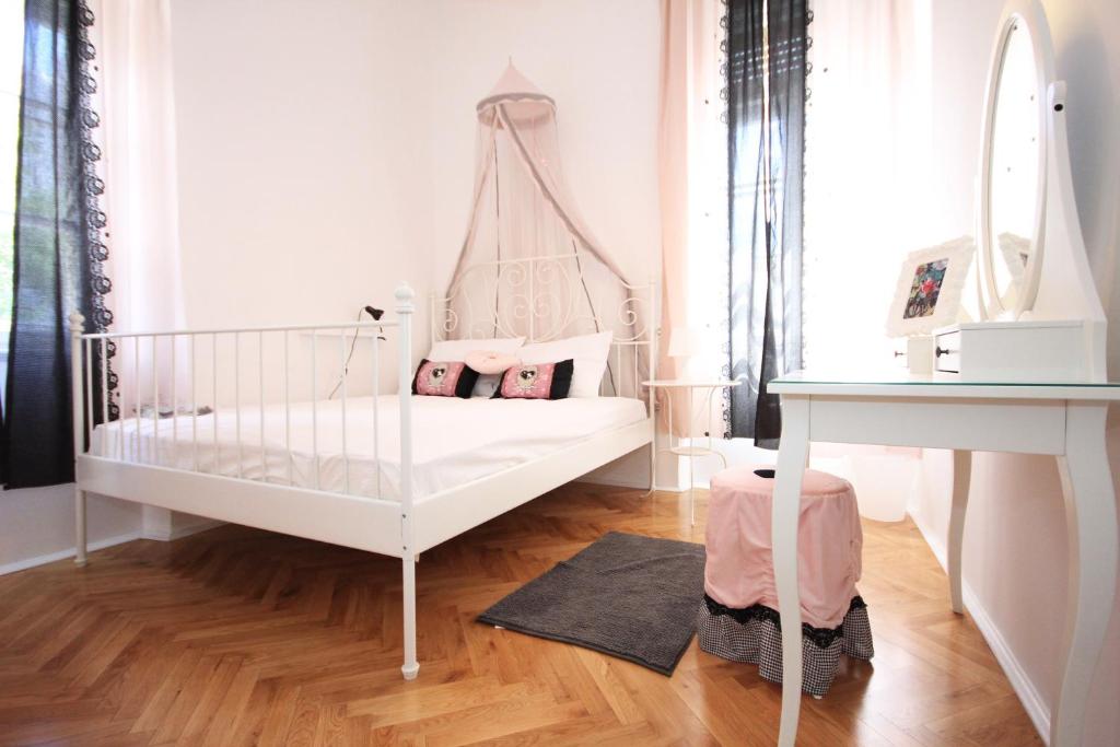 The Hostel photo 2