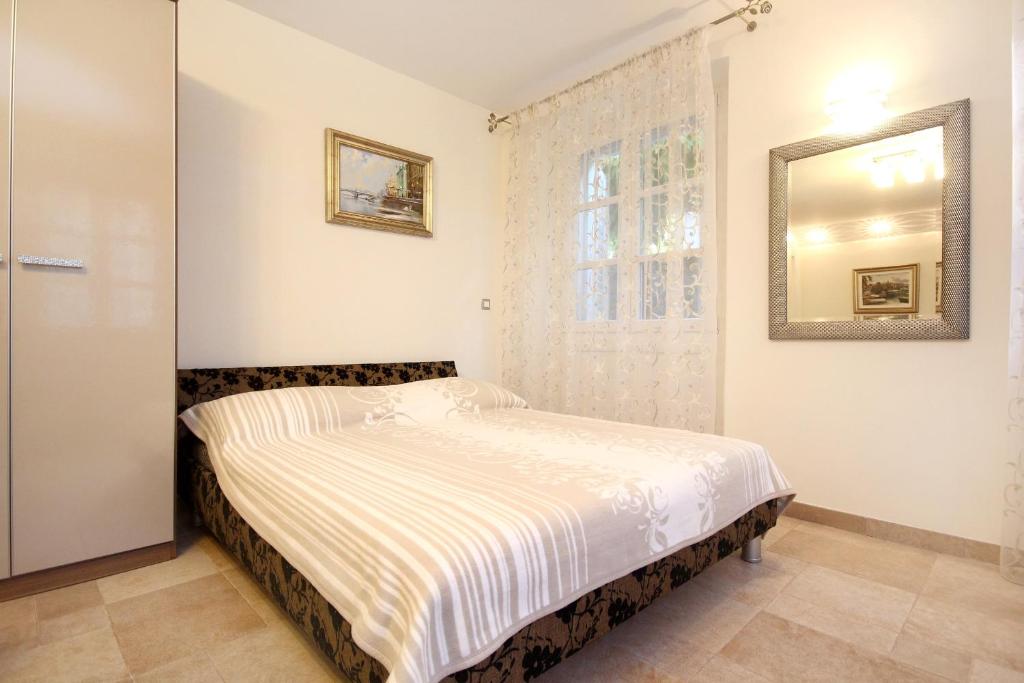 Apartments by the sea Korcula - 10054 photo 2