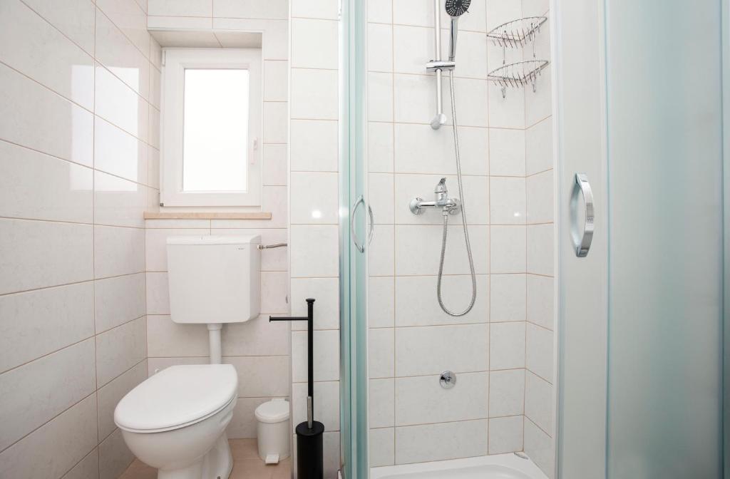 Studio apartman Amalie photo 3