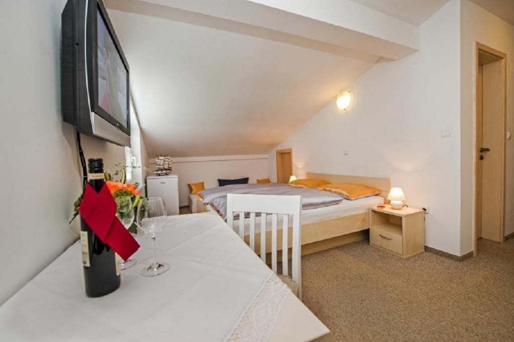 Room in Rovinj with air conditioning photo 2