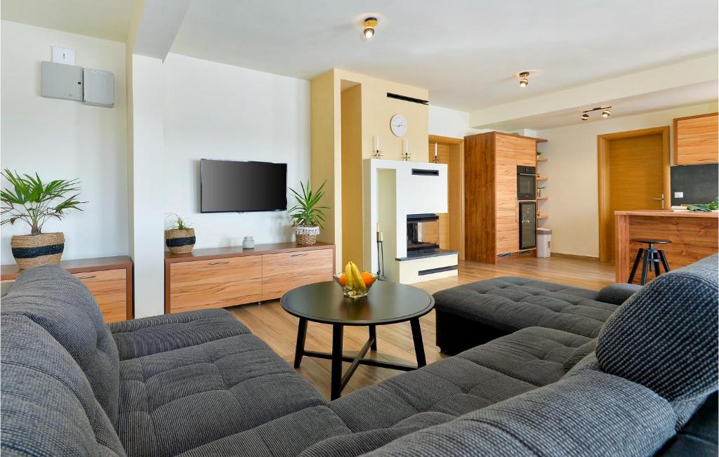 Gorgeous Home In Selnica With Sauna photo 3