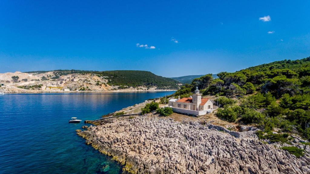 St. Nicholas lighthouse - island of Brač — photo 1