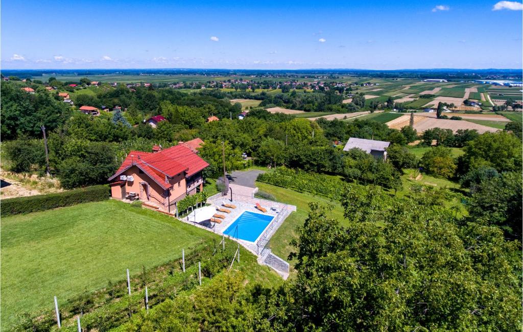 Beautiful Home In Ludbreg — photo 1