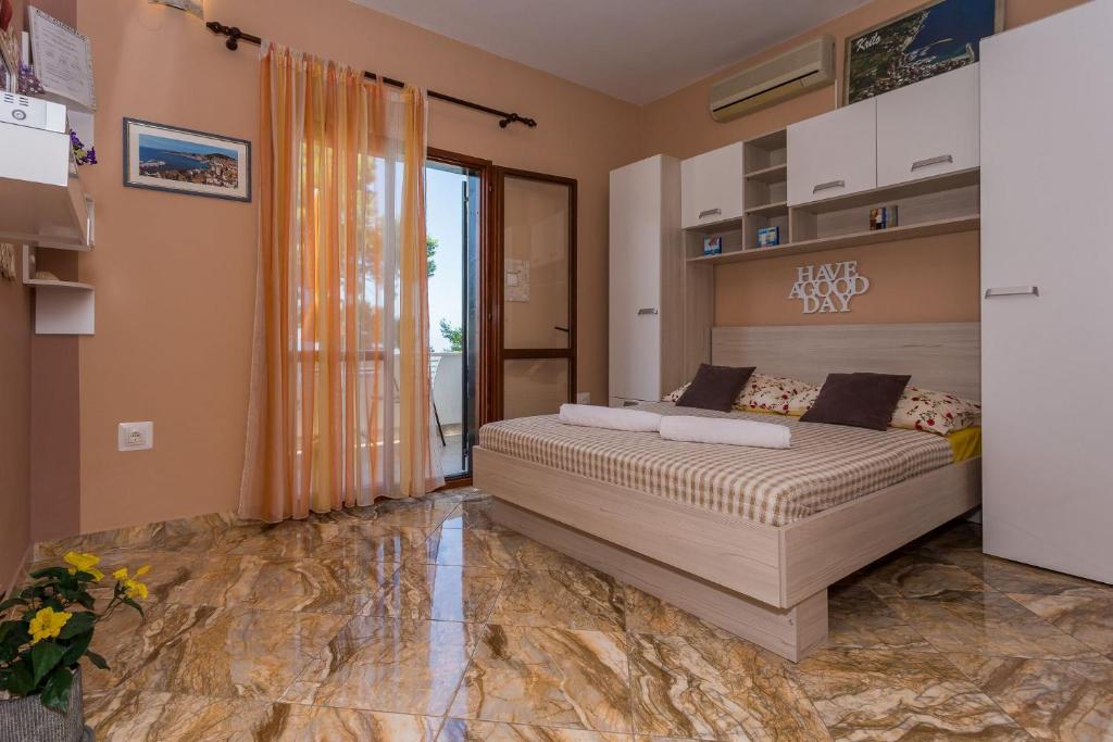 Apartment Verica photo 2