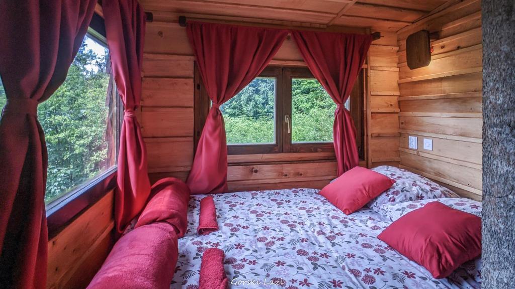 Tree House Gorski Lazi photo 2
