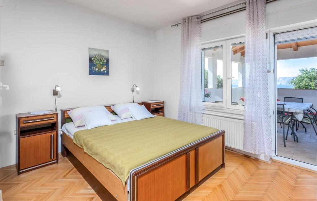 Gorgeous Apartment In Novi Vinodolski With Wifi photo 3