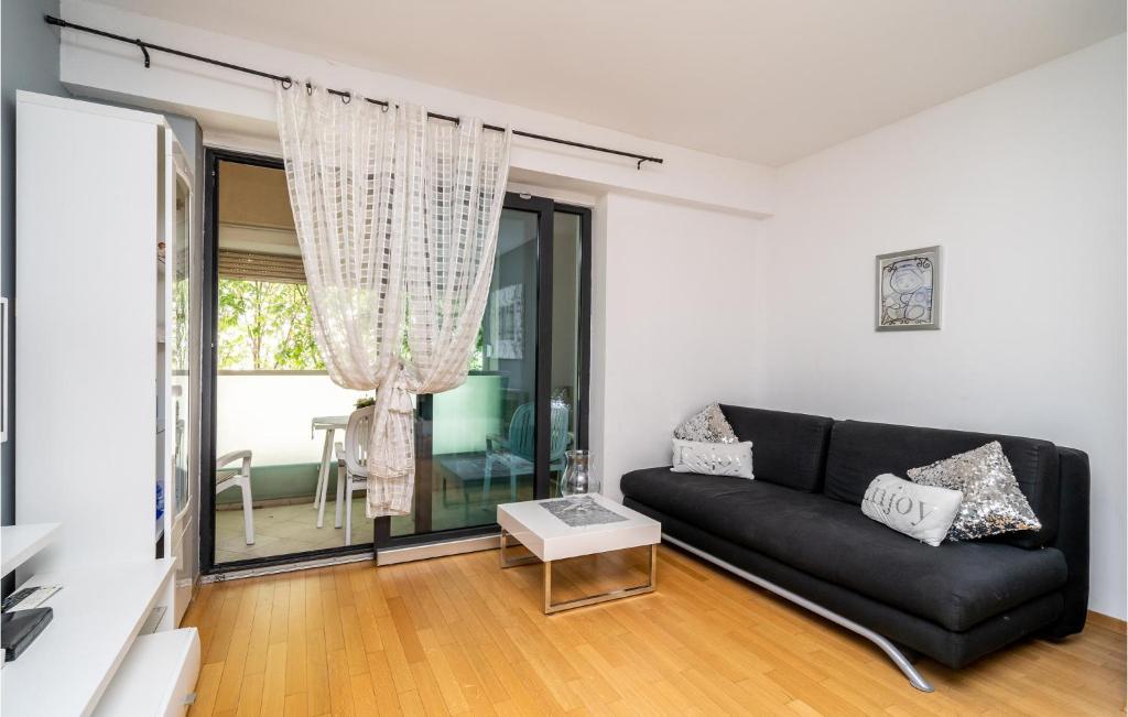 Gorgeous Apartment In Dubrovnik With Wifi — photo 1