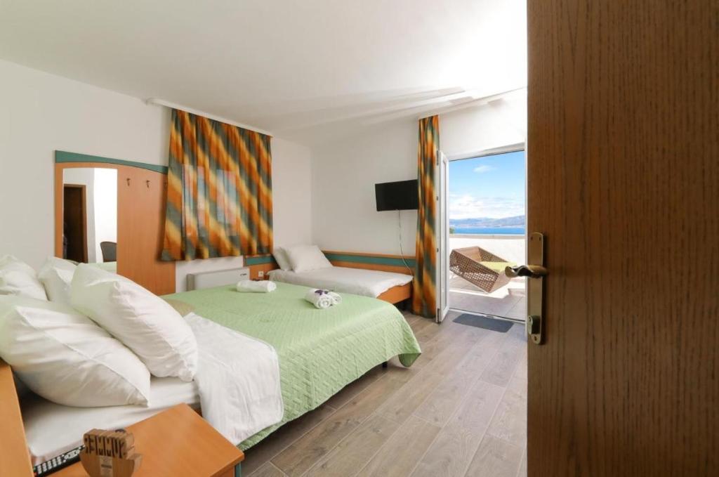 Rooms by the sea Supetar photo 2