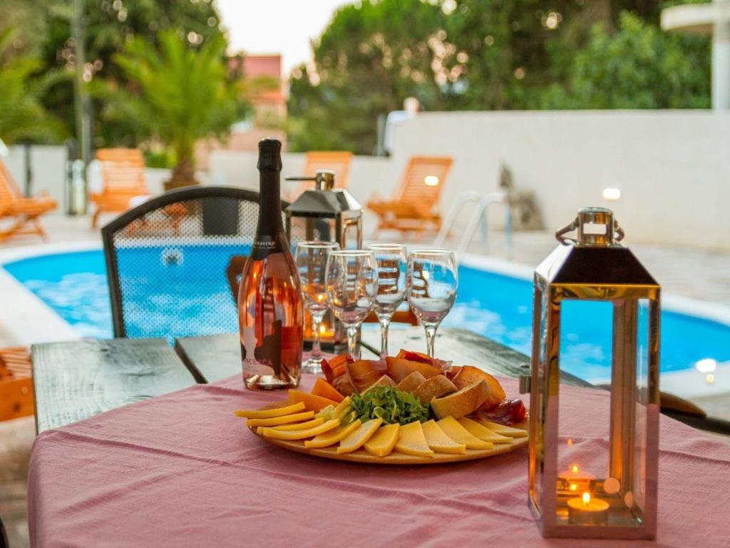 MY DALMATIA - Seaside villa Marin with private heated pool photo 3