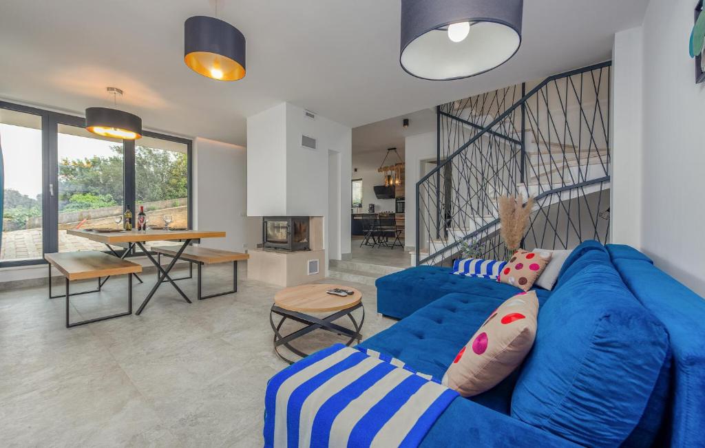 Awesome Home In Kali With House Sea View photo 3