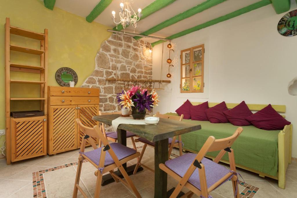 Studio with garden in Rovinj — photo 1