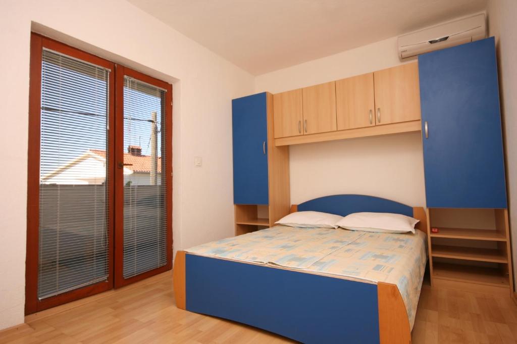 Apartments and rooms with parking space Starigrad photo 2