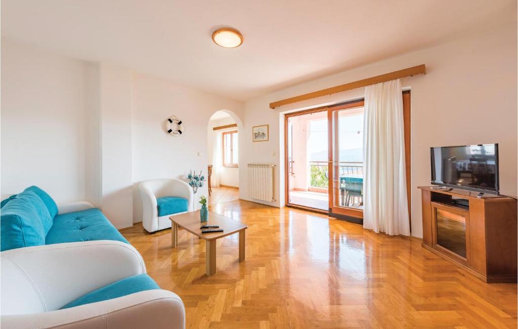 Amazing Apartment In Rabac With Kitchen photo 2