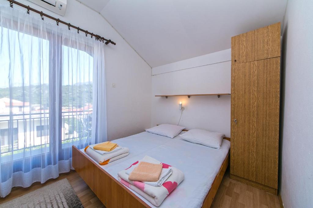 Apartments by the sea Podaca photo 2