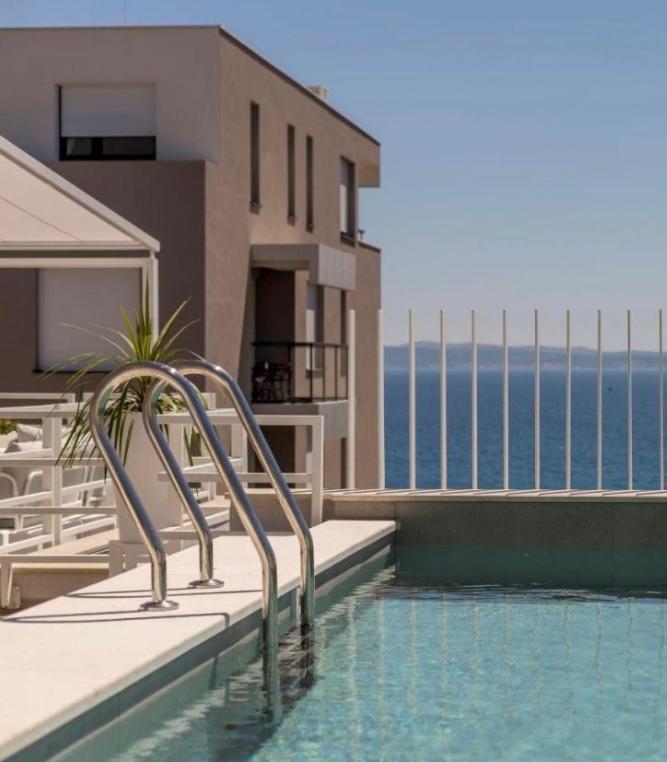 The Pleasurist- with PRIVATE heated POOL and TERRACE — photo 1