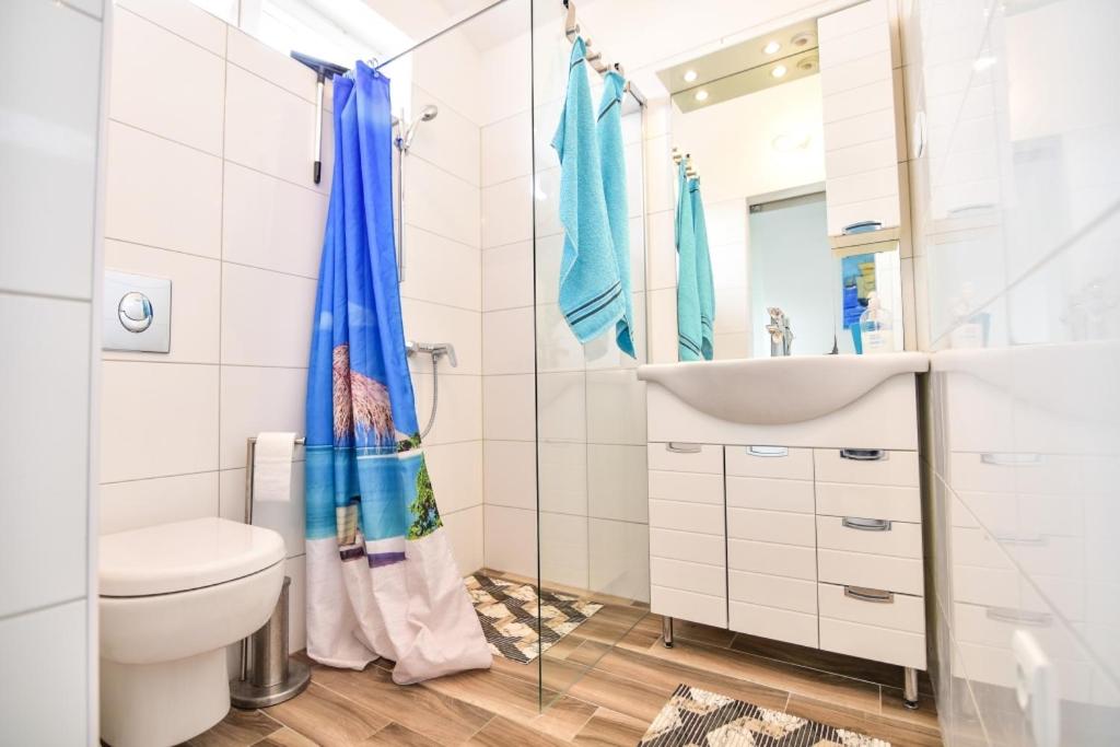 Studio Apartment in Vir with Terrace photo 3