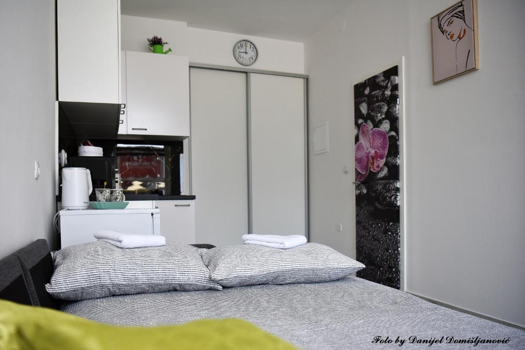 Studio apartman CENTAR photo 2
