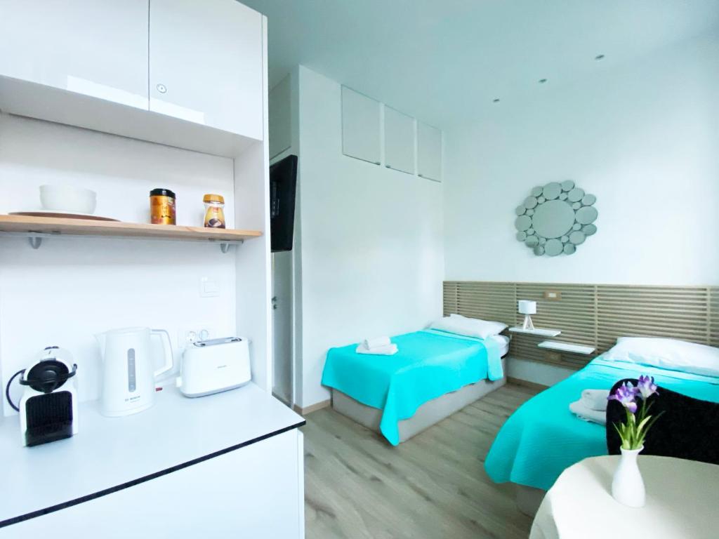 En-suite Iris on Rokova Street - 5 min Walk to the Old Town of Split photo 3