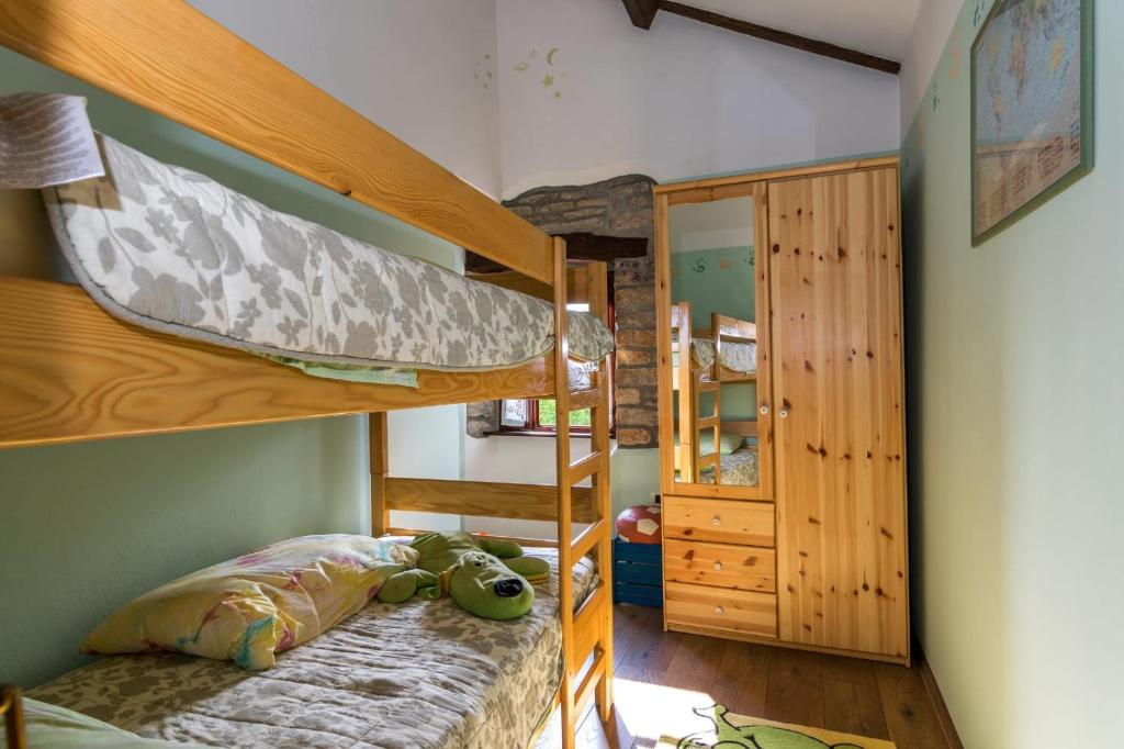 Rustic Villa Marija with panoramic view in Zrenj photo 2