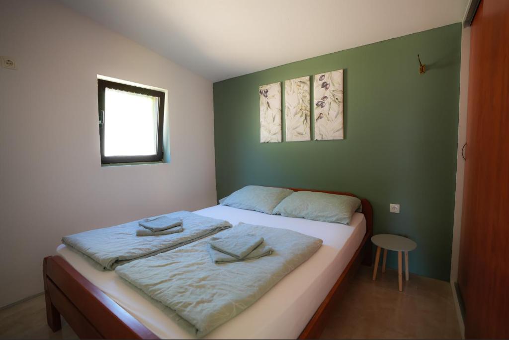 Seaside holiday house Turanj photo 2