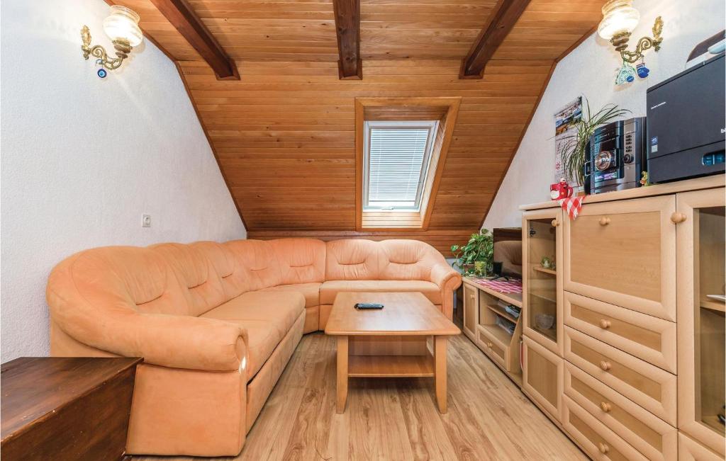 Gorgeous Apartment In Lokve With Wifi photo 3