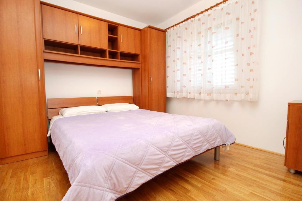 Apartments by the sea Cove Vrbovica bay - Vrbovica (Korcula) - 9225 photo 2