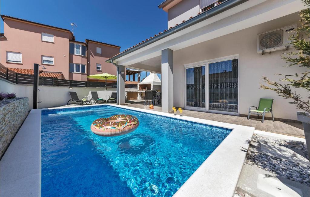 Stunning Home In Skatari With Wifi photo 2