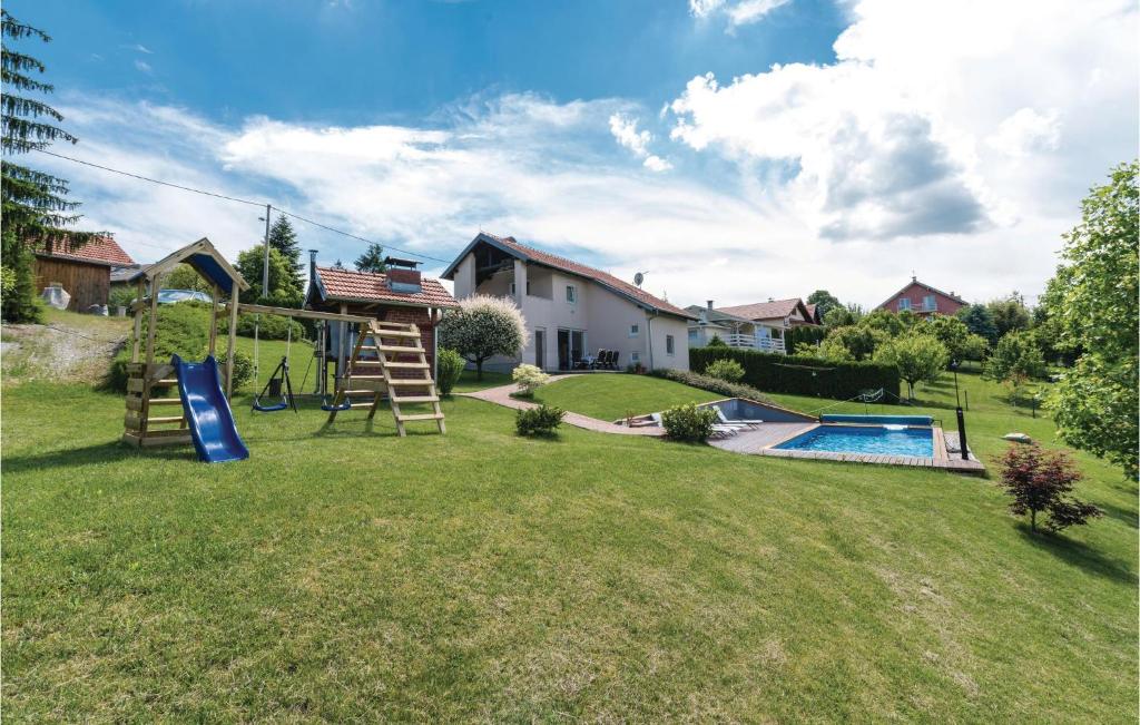 Three-Bedroom Holiday Home In Starjak — photo 1