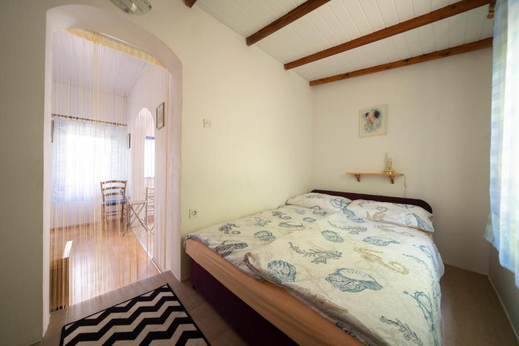 Studio Apartman Ema 2 photo 2