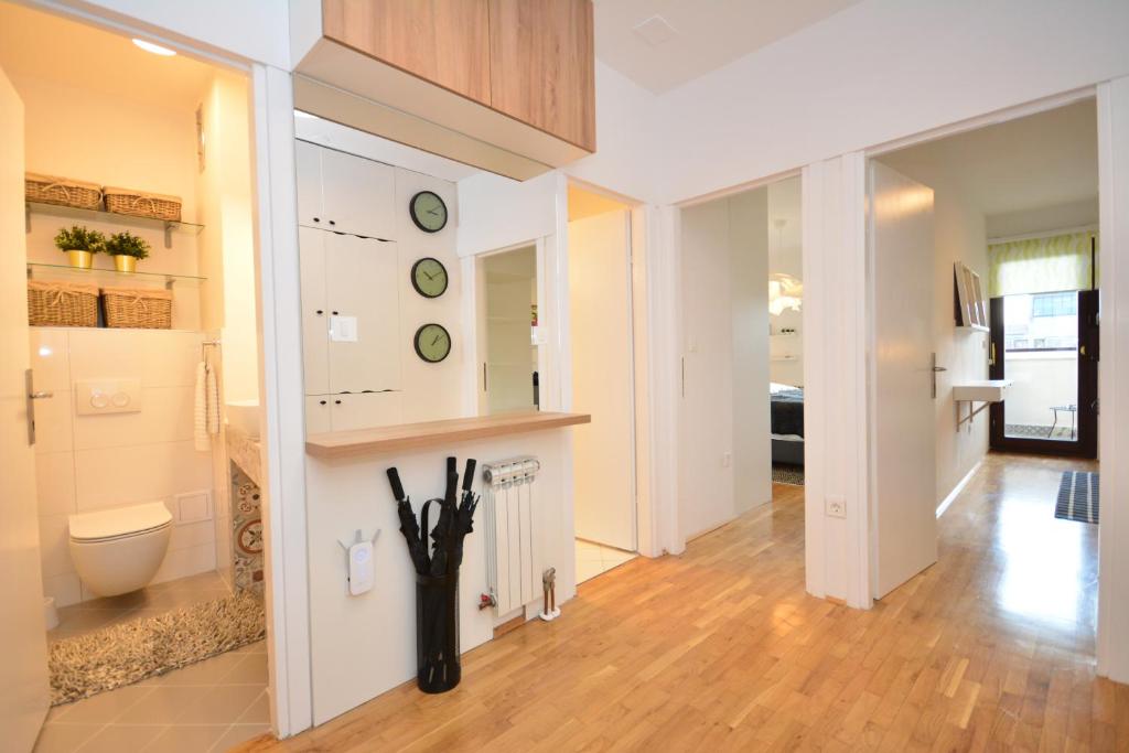 Lucky 13 apartment photo 3