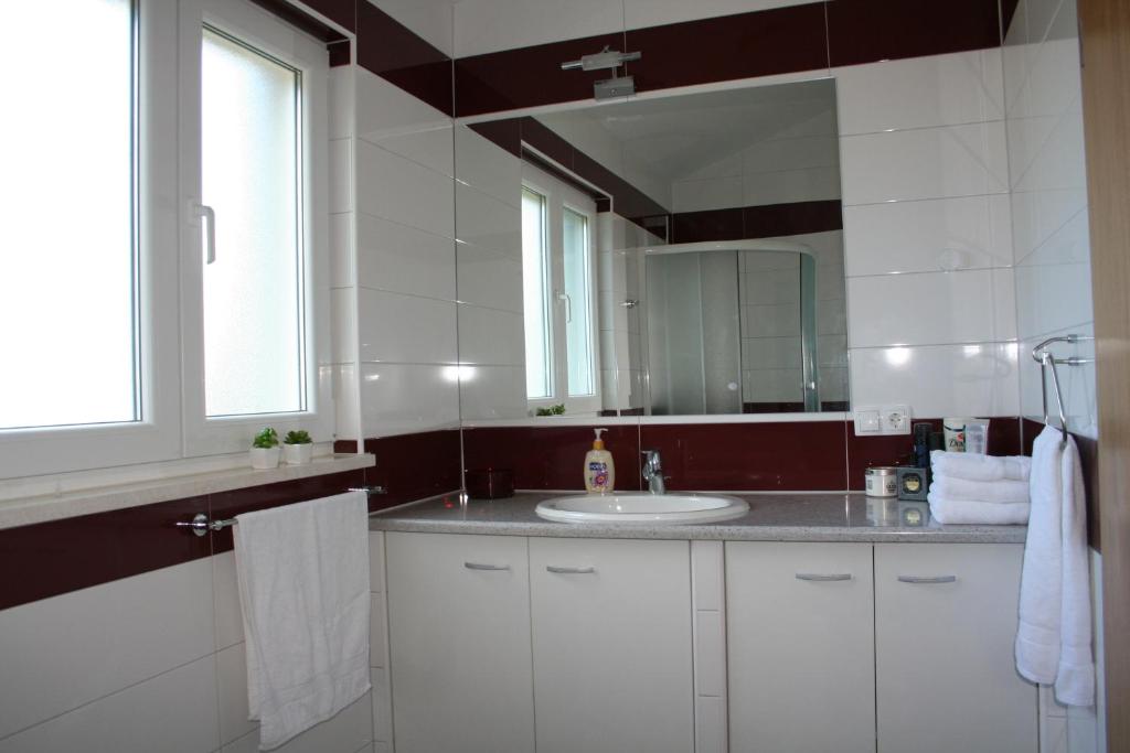 Tone & Marta Apartments photo 3