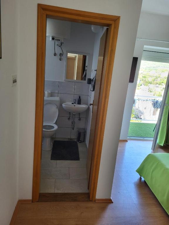 Rooms with a parking space Novi Vinodolski - 21509 photo 3
