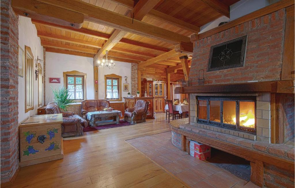 Gorgeous Home In Ludbreg With Sauna photo 3