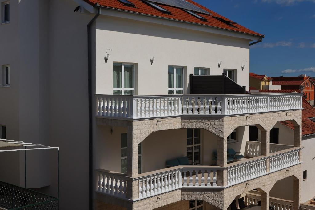 Apartmani R A M L J A K - Sobe photo 2