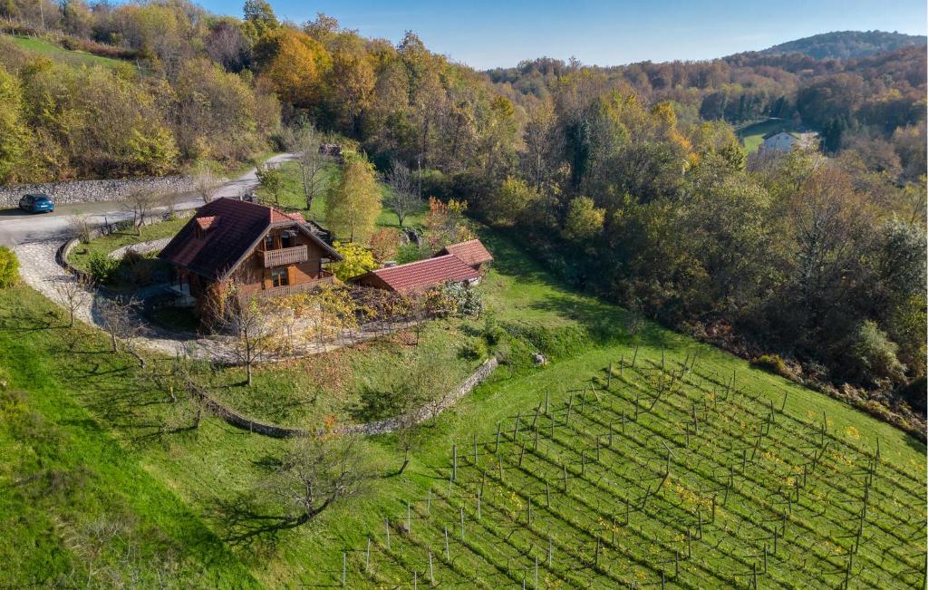 Lovely Home In Veliki Vrh Kamanjski — photo 1