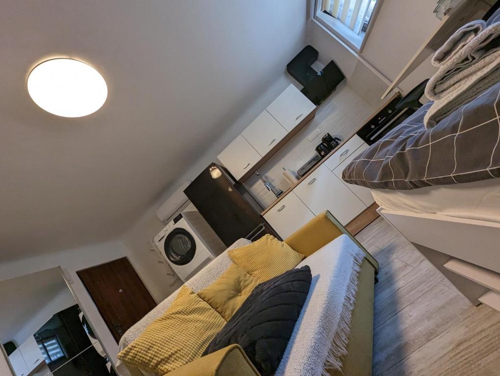Cozy Condo in Tresnjevka photo 2