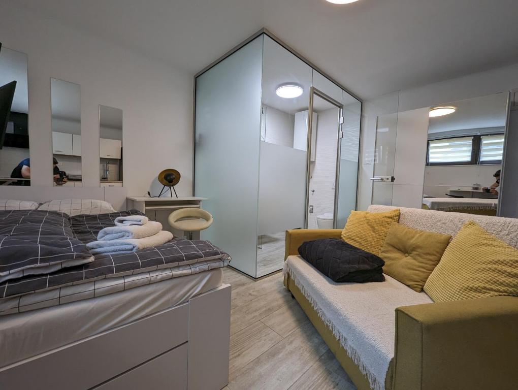 Cozy Condo in Tresnjevka photo 3