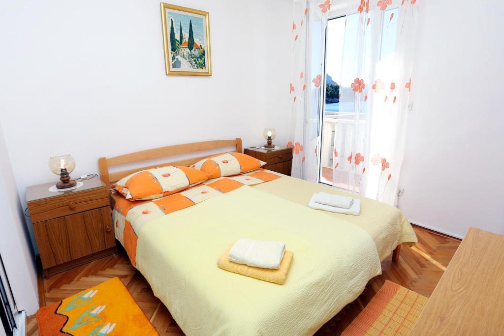 Apartments by the sea Trstenik photo 2