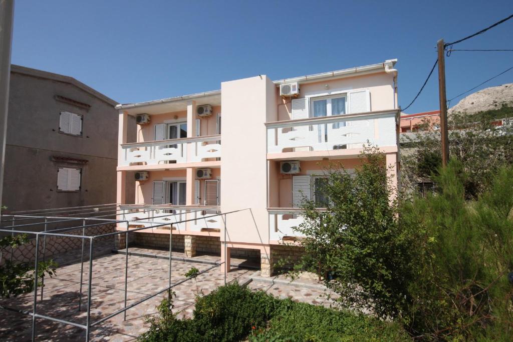 Triple Room Metajna 6378d — photo 1
