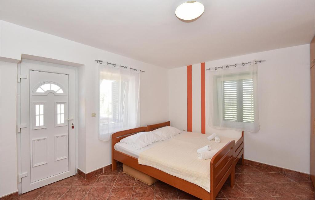 Nice Apartment In Privlaka With Wifi photo 2
