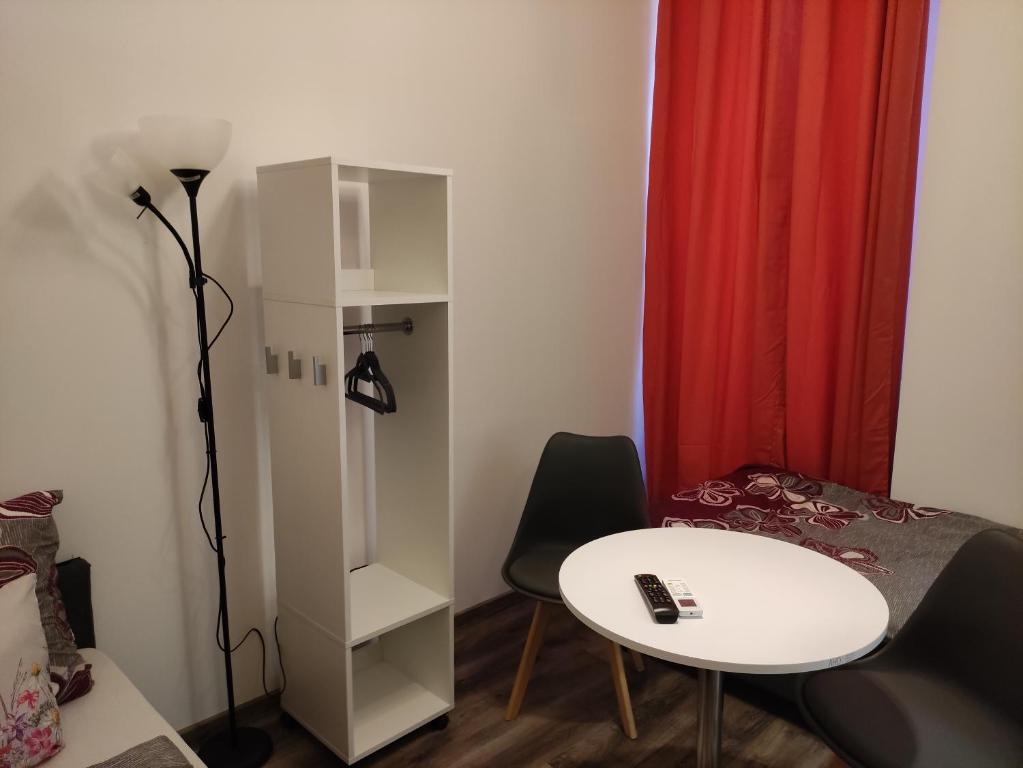 Studio Apartments Tiho & Nena photo 2
