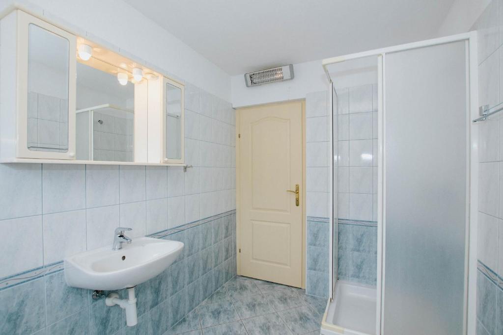 Apartment Mastrinka 11283a photo 3
